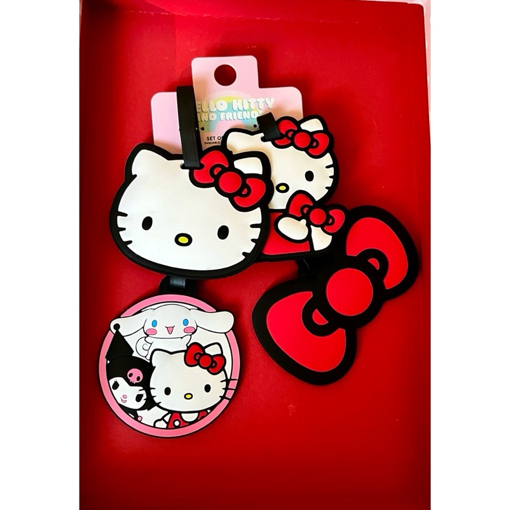 SANRIO Hello Kitty Luggage Tag♥️✨♥️